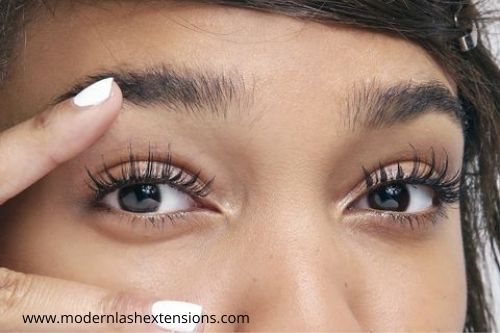 What Type of Mascara You Can Use on Lash Extensions