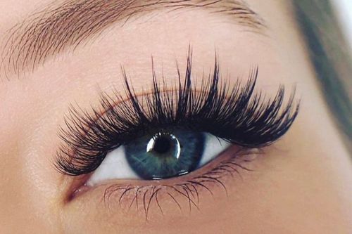 What are the Wispy Natural Eyelash Extensions