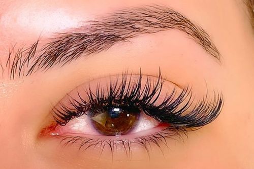 What are Cat Eye Eyelash Extensions