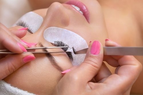 Natural Eyelashes Grow back after Extensions